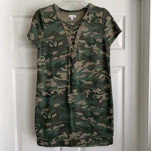 Short sleeve camo dress